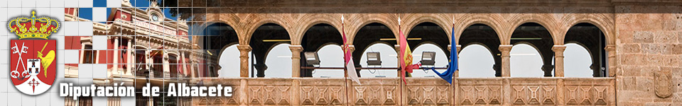Arcada superior de la facha del Ayuntamiento (El Bonillo)